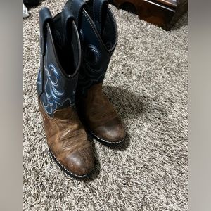 Youth Boots